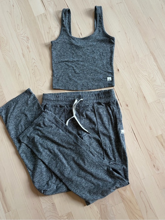 Vuori Pants - Vuori Halo Performance Heather Charcoal Crop Tank Wide Leg Pants Set XS/S